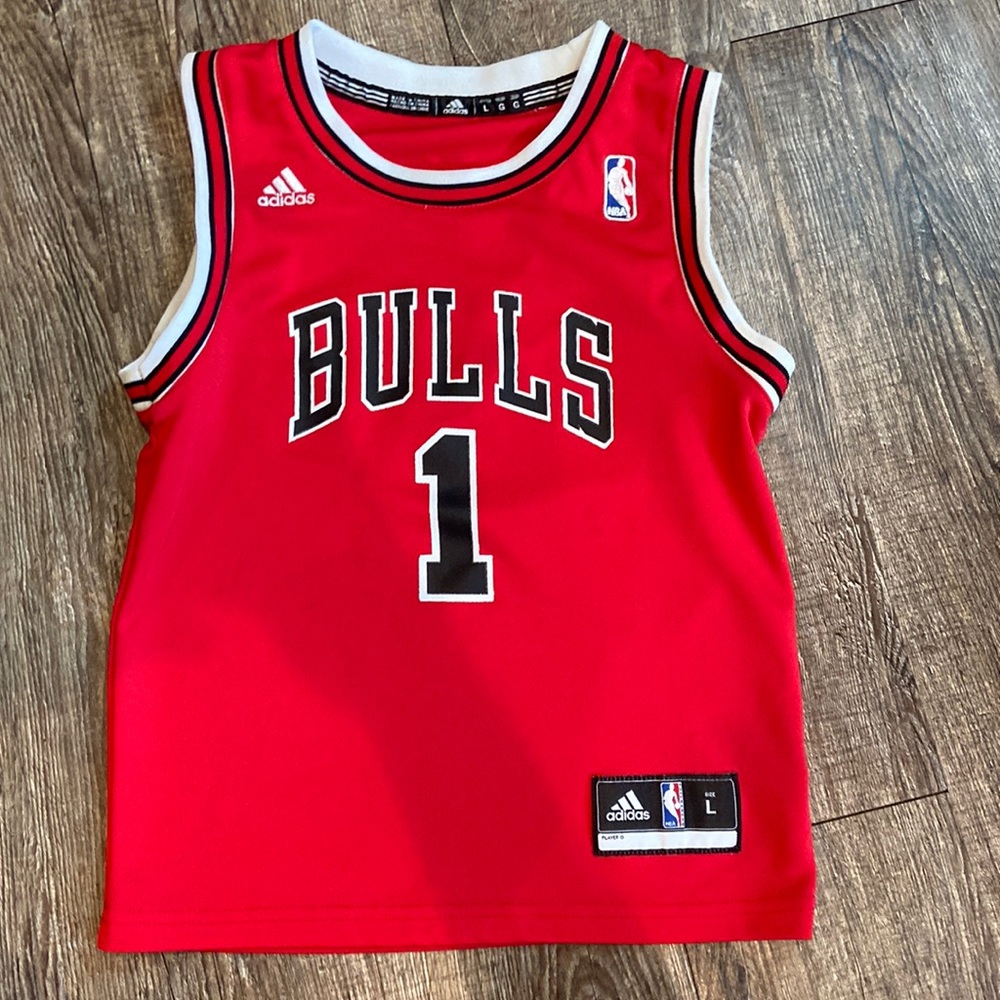 Well Loved Adidas NBA Chicago Bulls Derrick Rose Little Kids/Toddler Size Large.